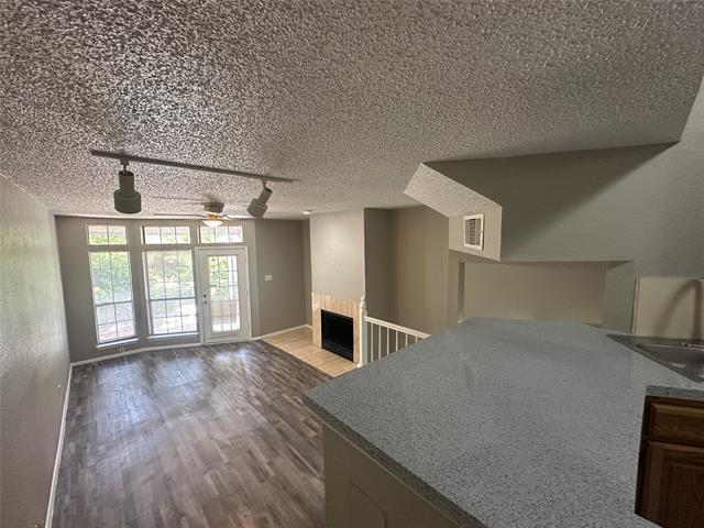 Building Photo - 9823 Summerwood Cir