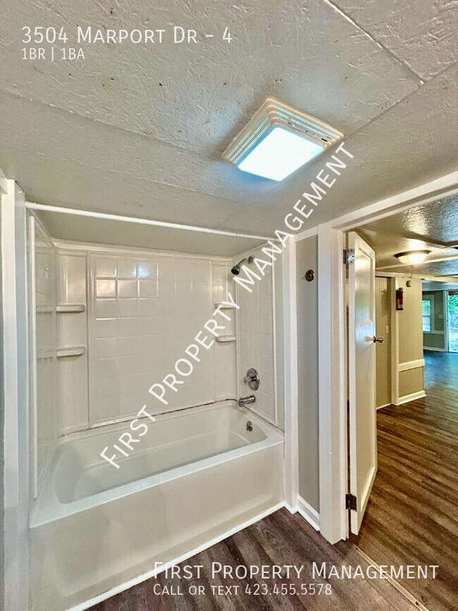 Building Photo - 3504 Marport Dr