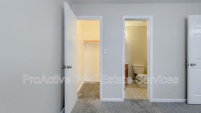 Building Photo - 4305 Tides Ct