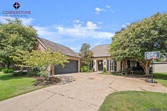 Building Photo - 8564 Grand View Dr