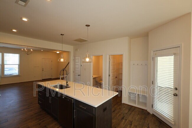 Building Photo - 12229 Ground Pine Ct
