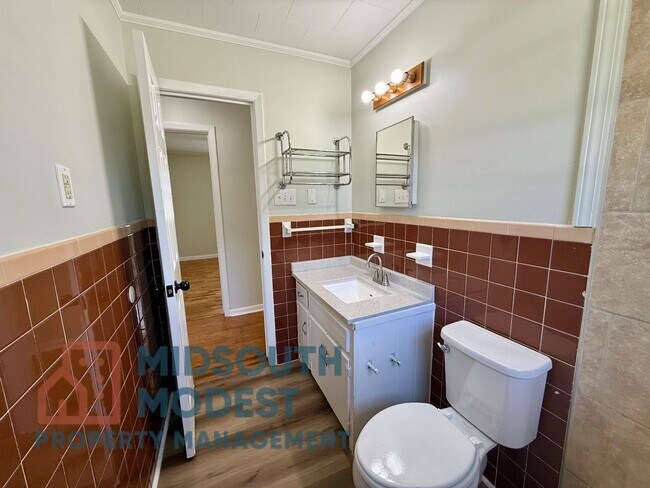 Building Photo - Welcome to this 3 Bedroom/1 Bathroom Home in Paragould AR - $1,200/month
