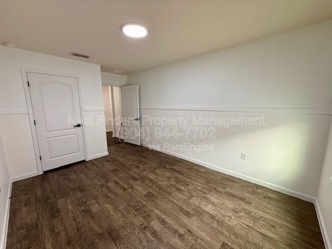 Building Photo - 3640 Alta Lakes Blvd