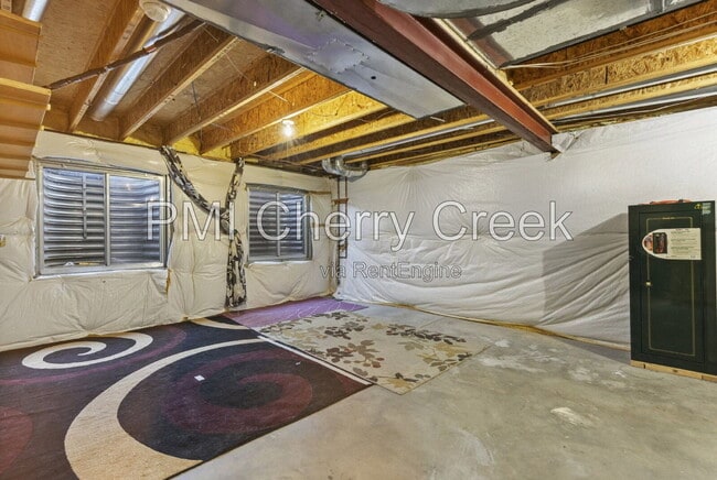 Building Photo - 2917 S Zeno Way