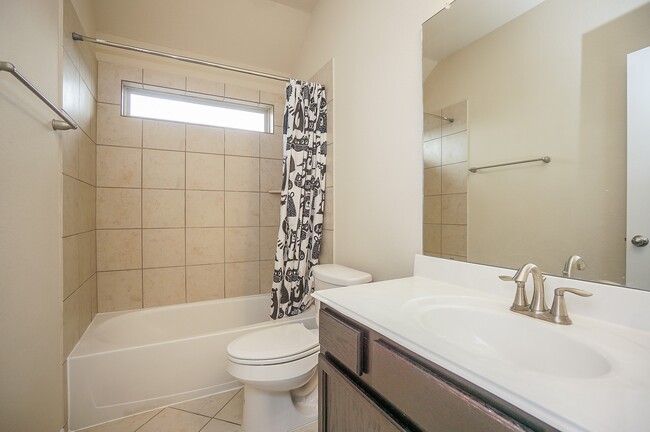 Building Photo - 9506 Bonbrook Bend Ln