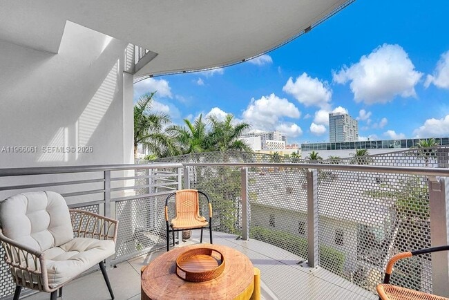 Building Photo - 2155 Washington Ct