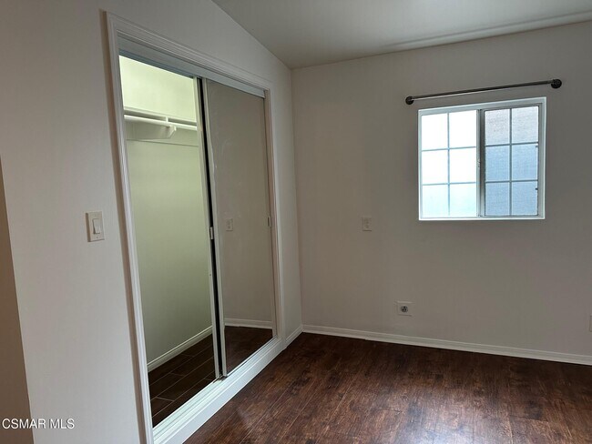 Building Photo - 1244 Devon Ln