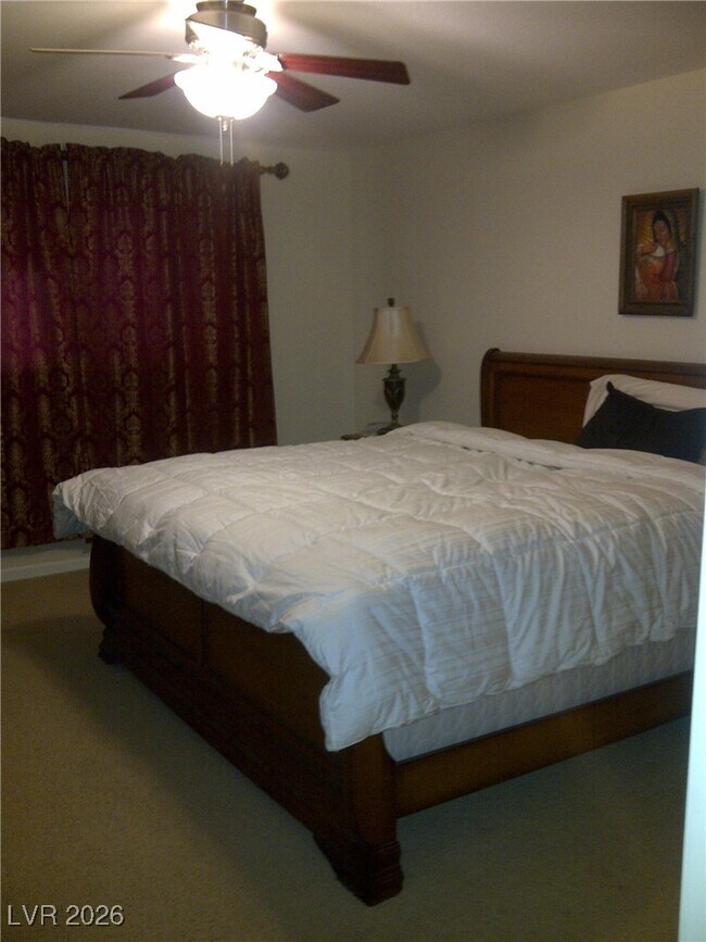 Building Photo - 682 Oakmont Ave