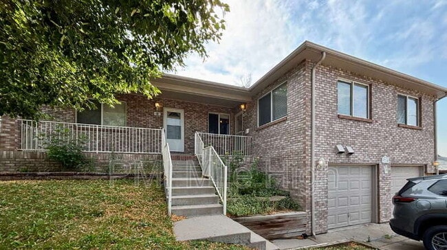 Primary Photo - 9710 Huron St