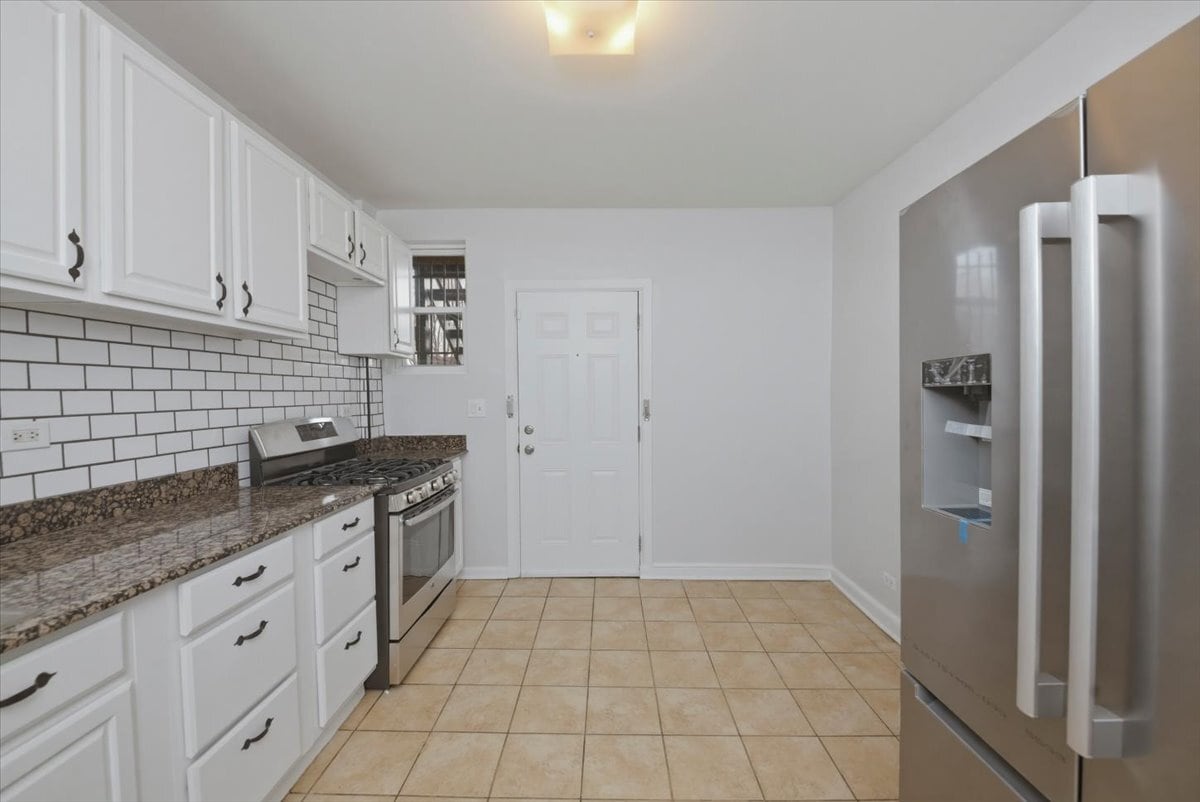 Building Photo - 6541 S Woodlawn Ave