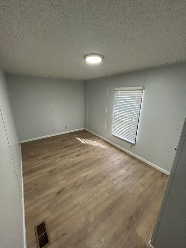 Building Photo - 2071 Deborah Ln