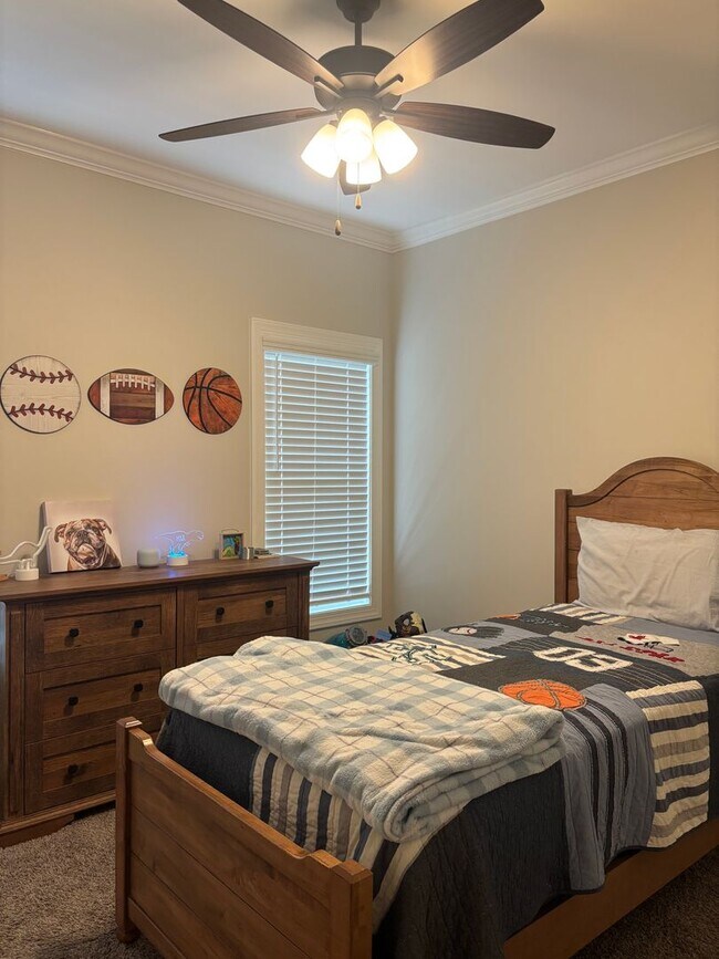 Building Photo - Spacious 4BR/3BA Creekside West Home with Screened Porch, Fenced Yard & 3-Car Garage