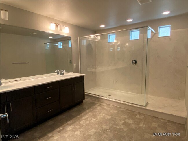 Building Photo - 9839 Peaceful Bend Ct