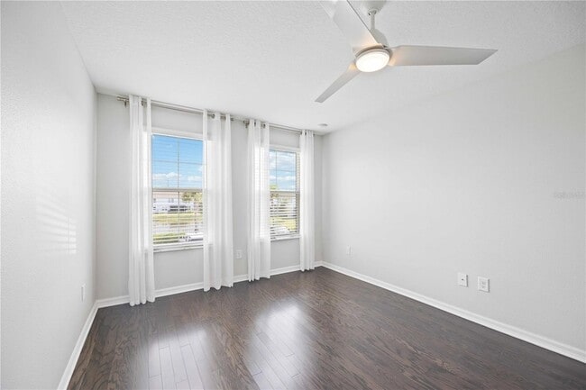 Building Photo - 3040 Via Sienna Cir