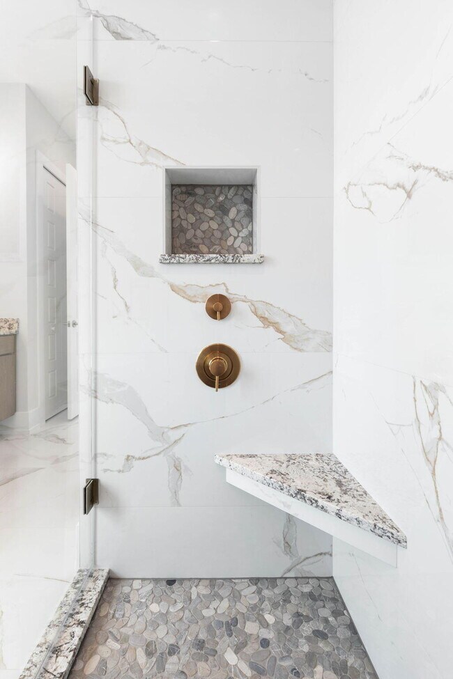 Building Photo - 3538 N Ocean Shore Blvd