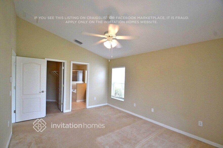 Building Photo - 8124 Alamosa Wood Ave