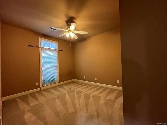 Building Photo - 8839 Sturbridge Dr