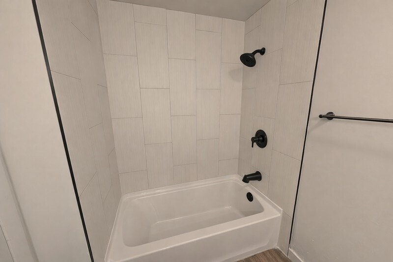 Building Photo - 586 Tiffany Town Dr