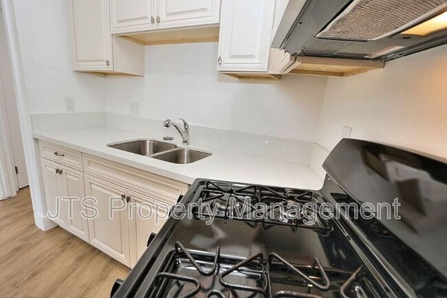 Building Photo - 10524 Croetto Way