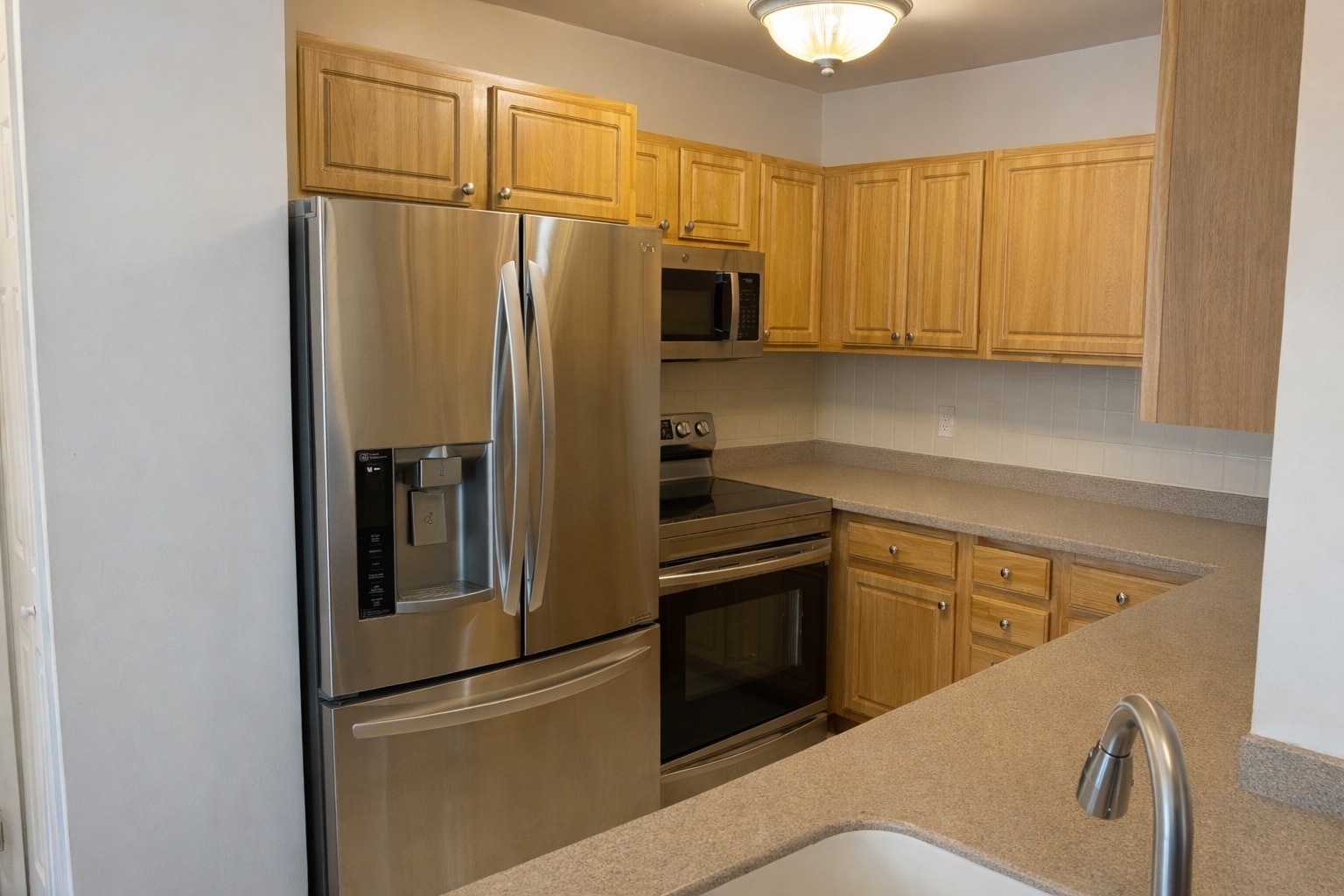 Building Photo - 84 Aborn St