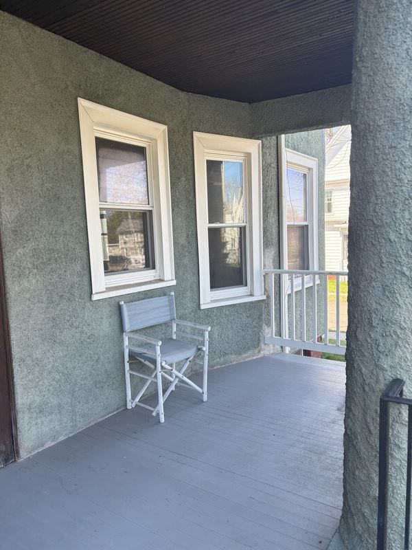 Building Photo - 356 Springfield St