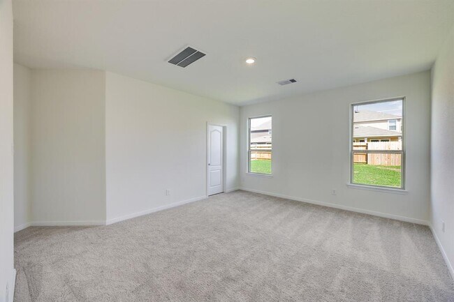 Building Photo - 14626 Hemlock Knl Ln