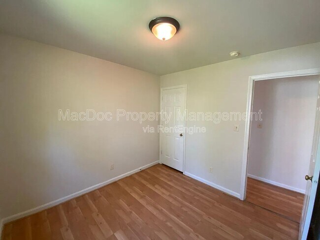 Building Photo - 118 Farrell Ln