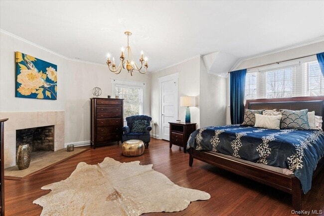 Building Photo - 47 Greenacres Ave