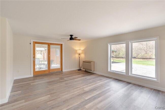 Building Photo - 6082 Reservoir Rd