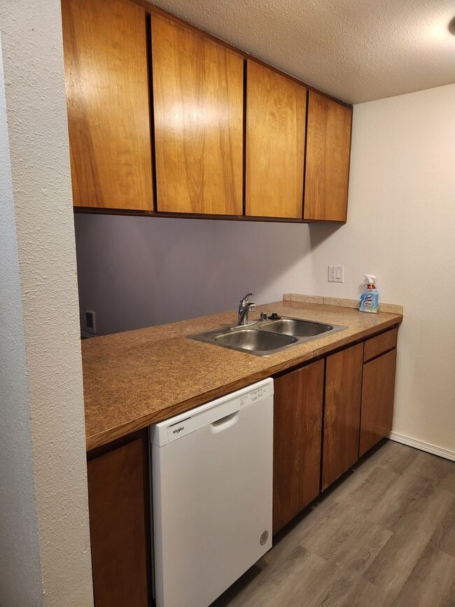 Building Photo - 9717 Danwood Ln NW