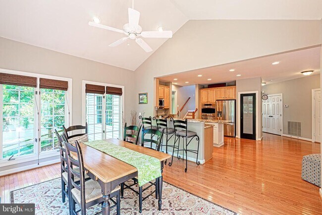 Building Photo - 47333 Middle Bluff Pl