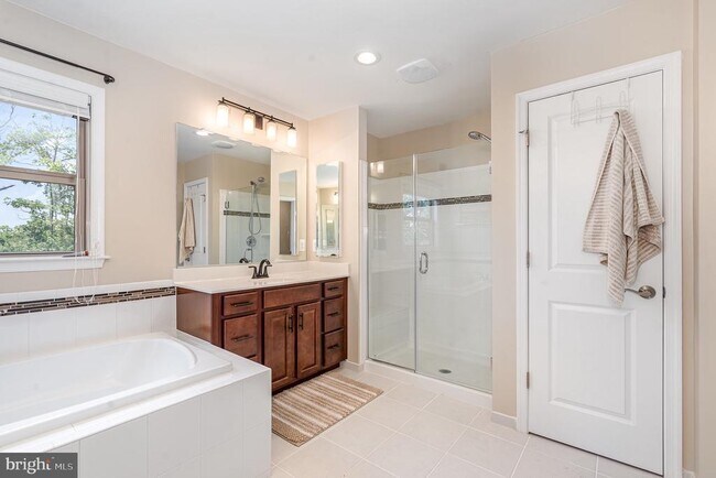 Building Photo - 24846 Somerby Dr