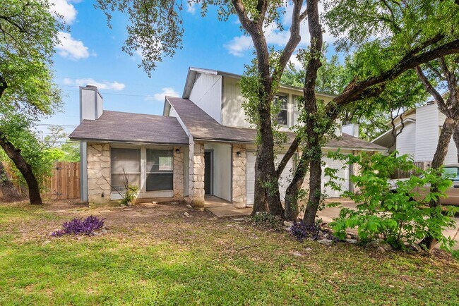 Building Photo - PM2-AUS7505 Saint Amant Pl