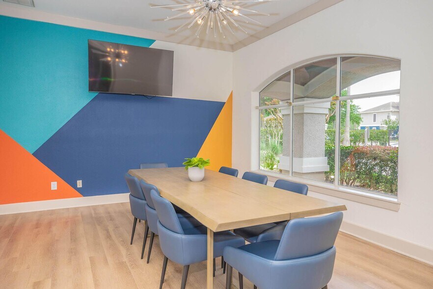 Building Photo - 501 Sarah Deel Dr