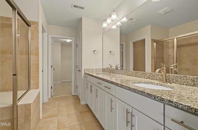 Building Photo - 219 Lynchwick Ln