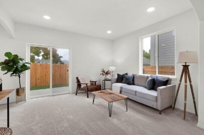 Building Photo - 1166 S 43rd Pl