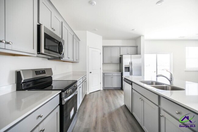 Building Photo - 121 Rolling Mdw Wy