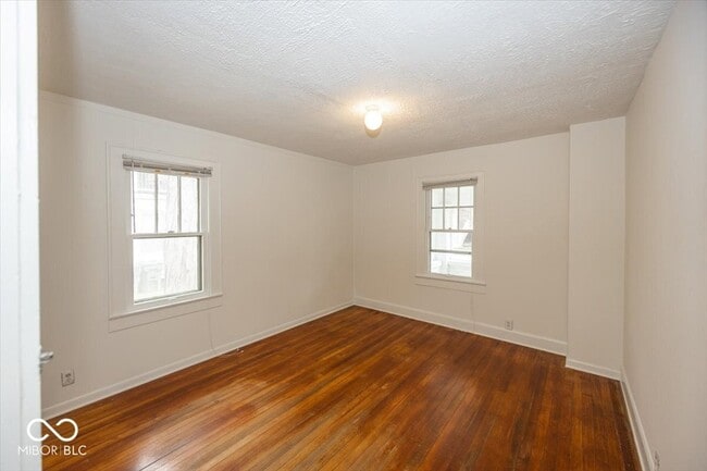 Building Photo - 6144 Winthrop Ave