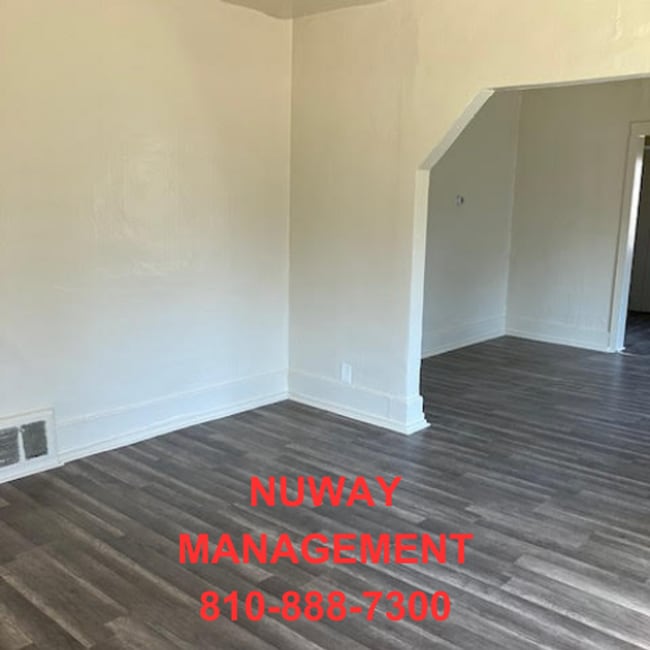 Building Photo - 810-888-7300