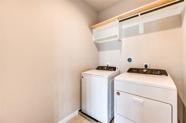 Building Photo - 4209 Colony Pines Ln