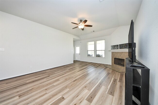 Building Photo - 20043 Poppy Hills Ln