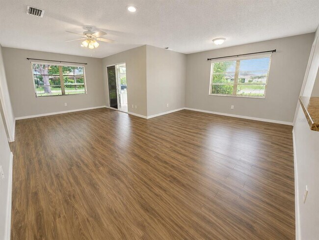 Building Photo - 4614 Tippecanoe Trail