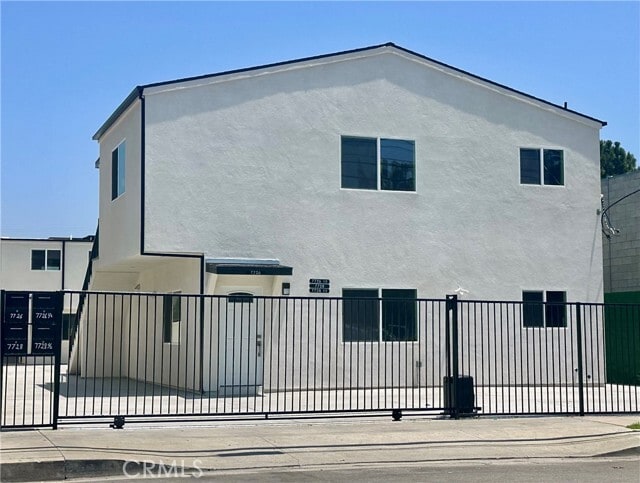 Primary Photo - 7728 Laurel Canyon Blvd