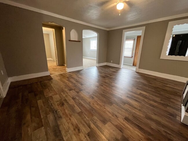 Building Photo - 2 Bed/1 Bath Ranch Home For Rent in Harrisburg, SD!