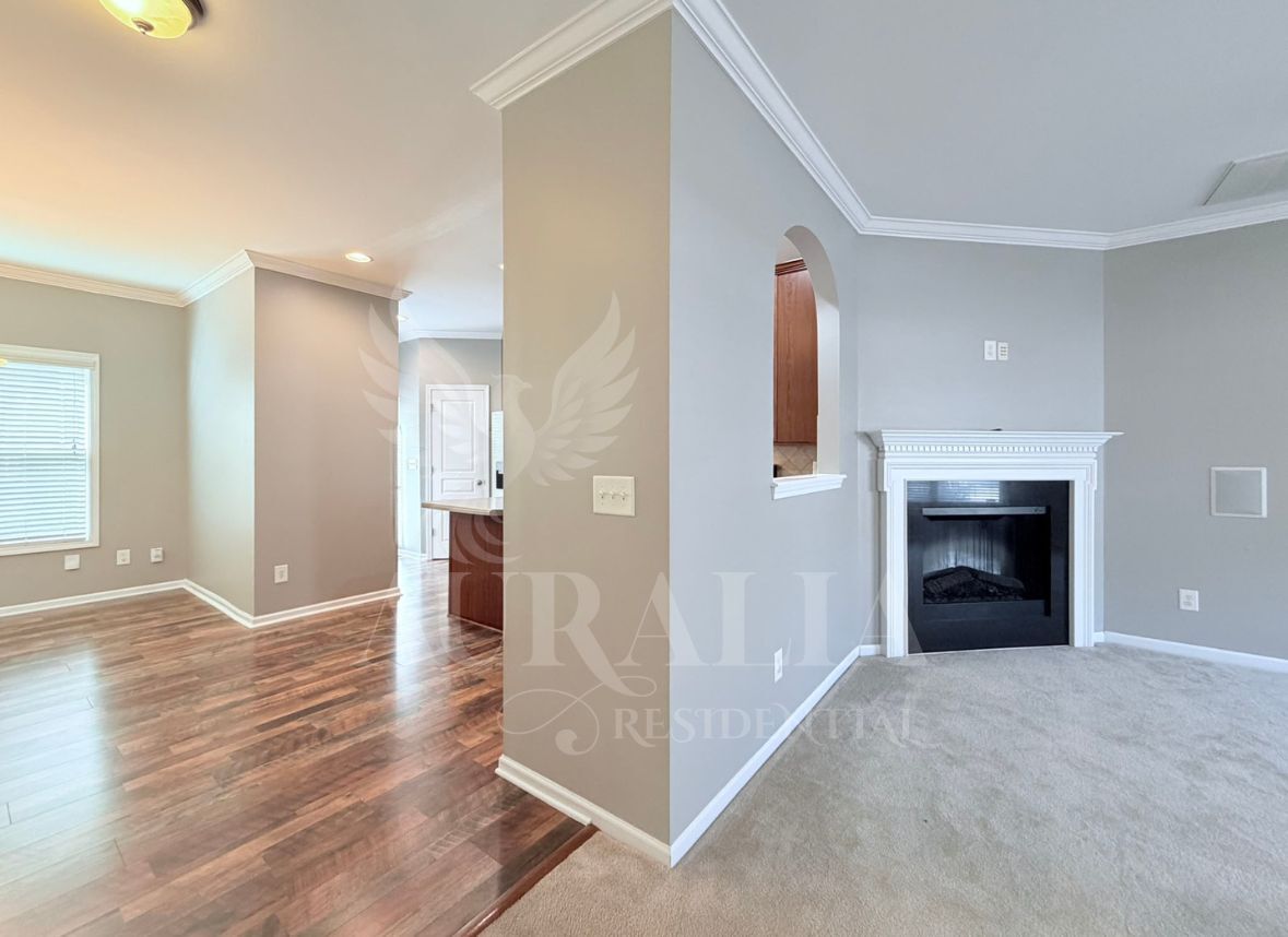 Building Photo - 705 Keystone Park Dr