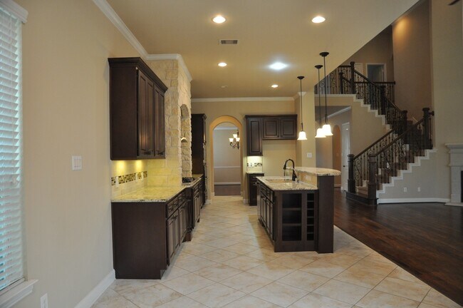 Building Photo - 27619 Lodgemist Ct