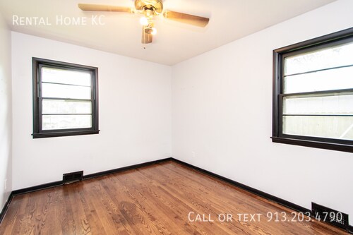 Building Photo - 5240 Barton-