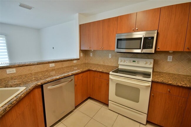 Building Photo - 3177 SW 129th Way