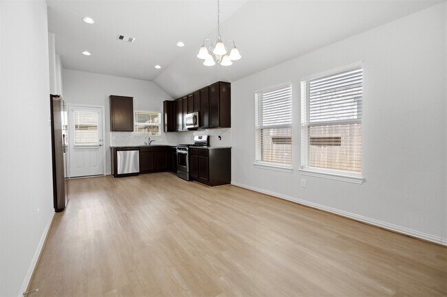 Building Photo - 40330 Bay Warbler Wy