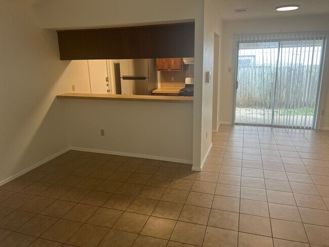 Building Photo - 1911 Gracy Farms Ln